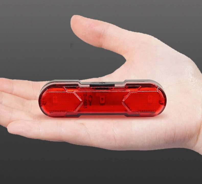 (image for) 1000LM Brightness Bike Light Set 6 Light Modes 1200mAh Battery Aluminum Alloy Bicycle Front Light with Smart Taillight for Mountain Bicycle Scooter